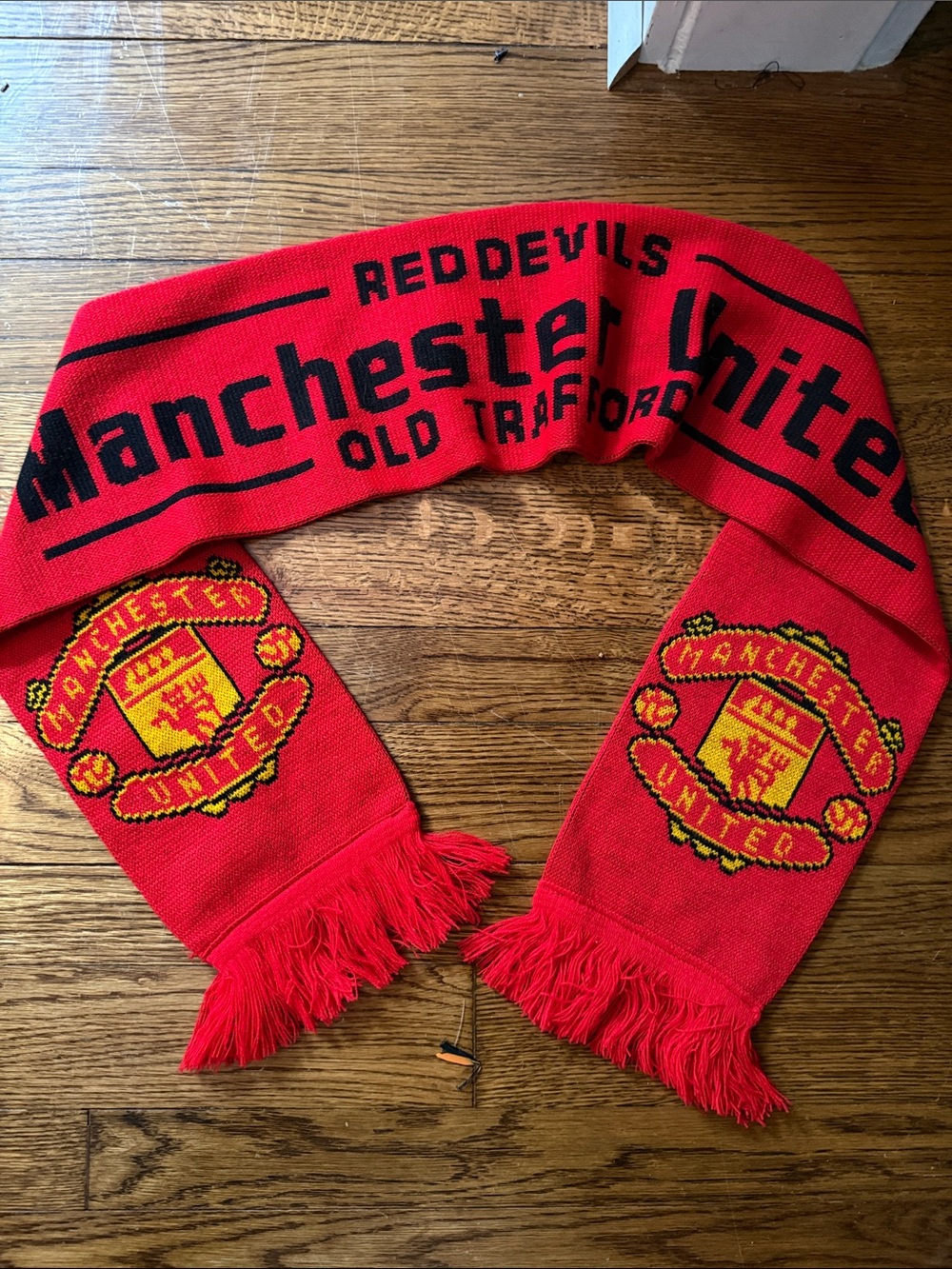 Manchester United Red Devils knit Red fringe Supporter Scarf